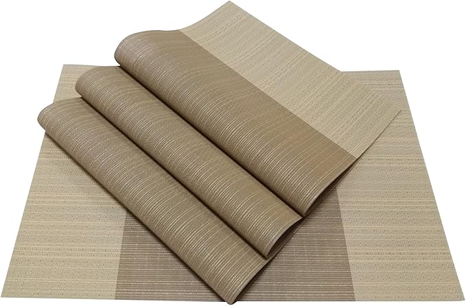 Zupro Placemats Set of 4 for Kitchen Dining Table Washable Braided Table Mats Heat-Resistant Placemats Non-Slip Woven PVC Vinyl Place Mats for Everyday use or Holidays Dinner 18"x12"(Beige)