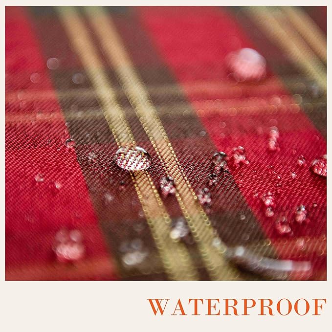 Plaid Tablecloth for Christmas, Checkered Style Table Cloth Holiday Family Gathering Rectangle Table Cover - Spillproof & Waterproof - Ideal for Indoor & Outdoor Use, Round 60"