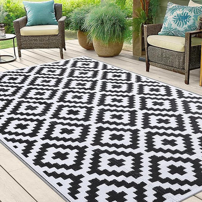 Smiry Outdoor Rug 5x8 ft Waterproof Reversible Boho Mat, Black & White | Polypropylene Plastic Straw, Quick Drying, Lightweight Foldable, for Patio, Deck, RV Camping, Backyard and Indoor Outdoor Use