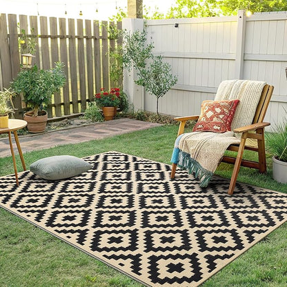 Smiry Outdoor Rug 4x6 ft Waterproof Reversible Boho Mat, Black & Beige | Polypropylene Plastic Straw, Quick Drying, Lightweight Foldable, for Patio, Deck, RV Camping, Backyard and Indoor Outdoor Use
