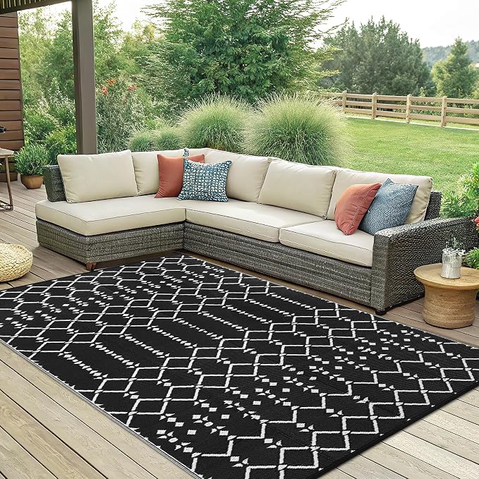 Smiry Outdoor Rug 6x9 ft Waterproof Reversible Boho Mat, Black | Polypropylene Plastic Straw, Quick Drying, Lightweight Foldable, for Patio, Deck, RV Camping, Backyard and Indoor Outdoor Use