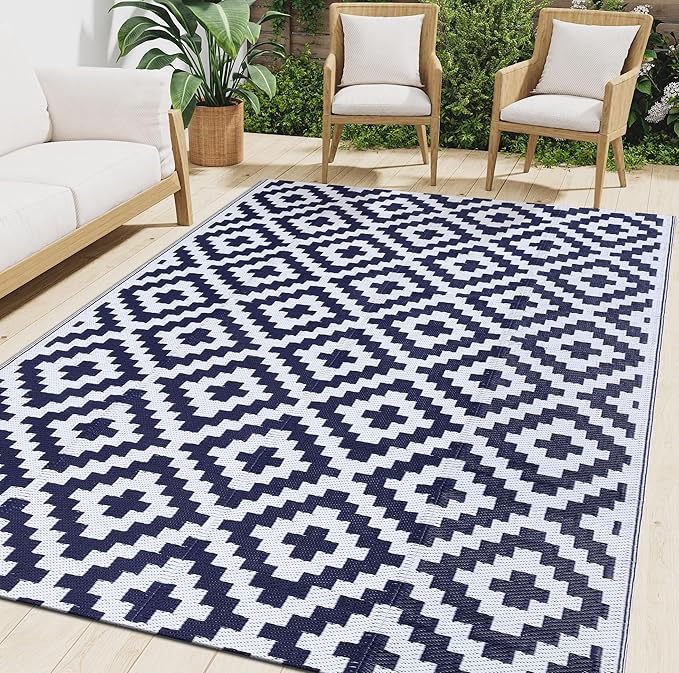 Smiry Outdoor Rug 4x6 ft Waterproof Reversible Boho Mat, White & Navy | Polypropylene Plastic Straw, Quick Drying, Lightweight Foldable, for Patio, Deck, RV Camping, Backyard and Indoor Outdoor Use