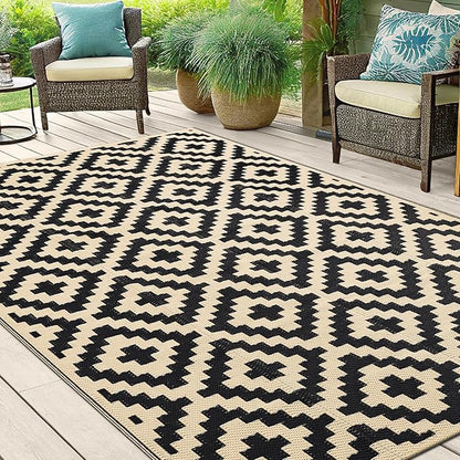 Smiry Outdoor Rug 5x8 ft Waterproof Reversible Boho Mat, Black & Beige | Polypropylene Plastic Straw, Quick Drying, Lightweight Foldable, for Patio, Deck, RV Camping, Backyard and Indoor Outdoor Use