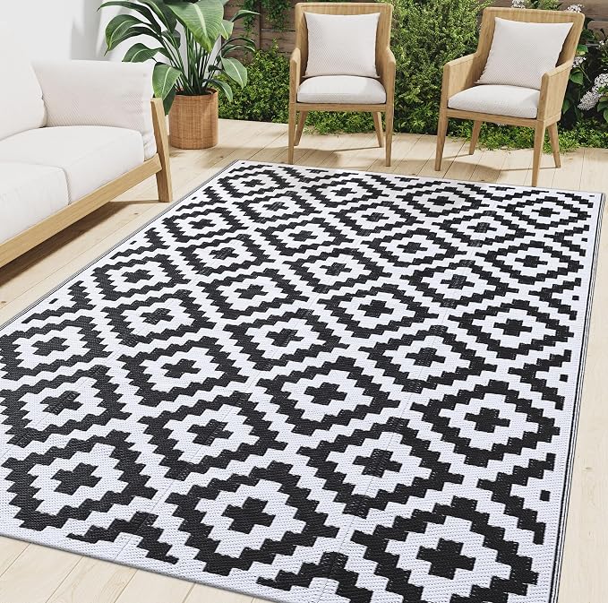 Smiry Outdoor Rug 9x18 ft Waterproof Reversible Boho Mat, Black & White | Polypropylene Plastic Straw, Quick Drying, Lightweight Foldable, for Patio, Deck, RV Camping, Backyard and Indoor Outdoor Use