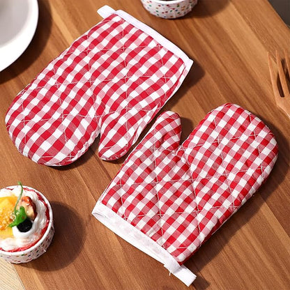 2Pcs Oven Mitts for Play Kitchen, Anti- Scald Gloves Microwave Oven Gloves Kitchen Mitts for Safe Baking Cooking (Red Checkered)