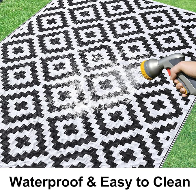 Smiry Outdoor Rug 4x6 ft Waterproof Reversible Boho Mat, Black & White | Polypropylene Plastic Straw, Quick Drying, Lightweight Foldable, for Patio, Deck, RV Camping, Backyard and Indoor Outdoor Use