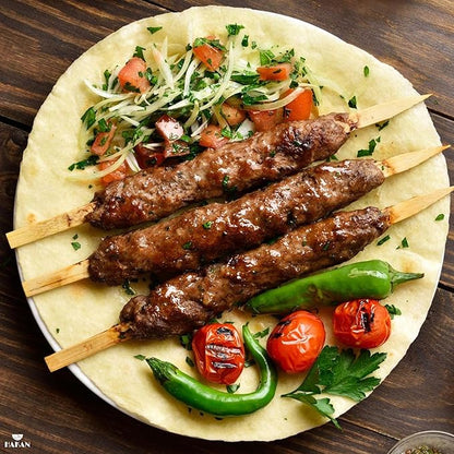 Hakan 9.8” Bamboo BBQ Skewers 200 Pcs | Flat Kabob Skewers for Grilling Meat, Vegetables & Fruit | Shish Kebob Food Sticks | Cocktail Picks, Strong Appetizer Sticks for Party & BBQ, (25 cm x 1 cm)