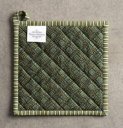 Maison d' Hermine Pot Holders 100% Cotton Potholders (8" x 8", Pack of 1) | Heat Resistant Hot Pads with Loop BBQ Cooking Kitchen Handling Hot Pans Thanksgiving Christmas - Pumpkin Garden - Dark Green