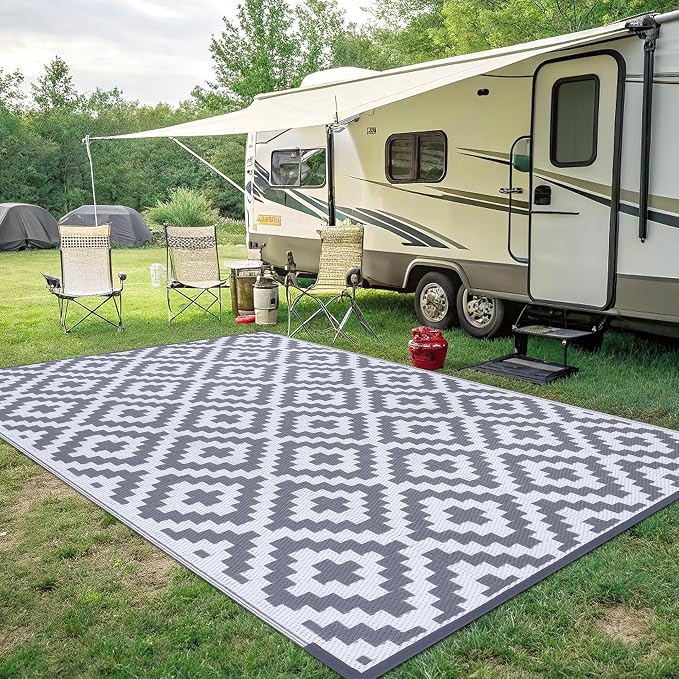 Smiry Outdoor Rug 8x10 ft Waterproof Reversible Boho Mat, White & Grey | Polypropylene Plastic Straw, Quick Drying, Lightweight Foldable, for Patio, Deck, RV Camping, Backyard and Indoor Outdoor Use