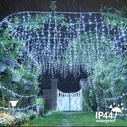 QITONG Icicle Lights for Outside, 66ft 800 LED String Lights Plug in with 8 Modes, Connectable White Icicle Christmas Light Clear Wire Indoor