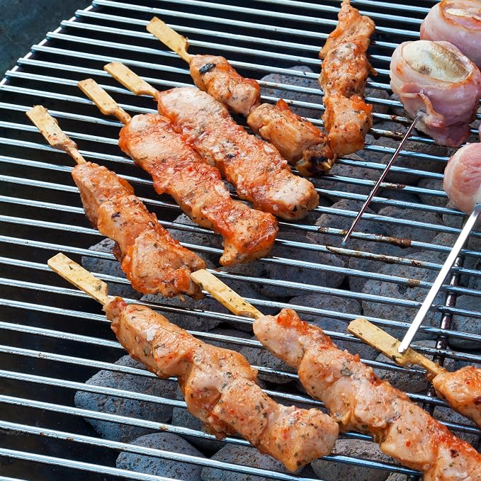 200 PCS 6 Inch Bamboo Wooden Paddle Skewers Sticks for Fruit Kabobs, Yakitori Chicken, Appetizers (6 Inch)