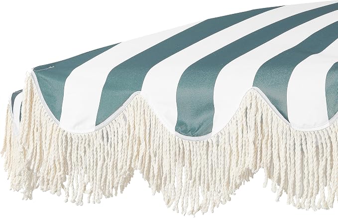 JONATHAN Y Mariner 6.5 ft. Striped Fringe Beach Umbrella, Green/White | Push-Button Tilt, UV 50 Protection, Matching Carry Bag, Light Brown Wood Finish Iron Pole, Wind Vent, Scalloped Round Canopy