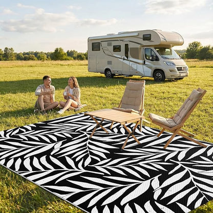 Smiry Outdoor Rug 5x8 ft Waterproof Reversible Leaf Mat, Black & White | Polypropylene Plastic Straw, Quick Drying, Lightweight Foldable, for Patio, Deck, RV Camping, Backyard and Indoor Outdoor Use