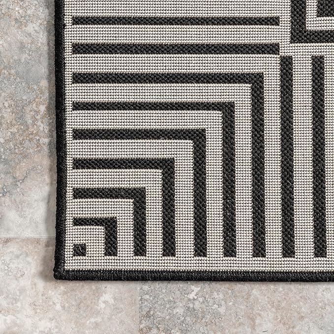 Nuloom Asha Black/Ivory, 8' x 10', Casual, Striped Border, Soft and Cozy, High Traffic, Stain Resistant, Easy Clean, Durable Area Rug for Indoor/Outdoor Patio, Deck, Porch, Garden, Courtyard