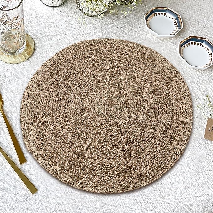 Hausattire Round Woven Placemats Set of 4 - Natural, Seagrass Heat Resistant Table Mats for Wedding, Restaurants, Party | Rattan Boho Easy Clean Circle Spring Easter Placemat for Kitchen - 14 Inches