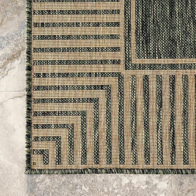 nuLOOM Asha Green Bordered Power Loomed Indoor/Outdoor Area Rug, 10' x 12'